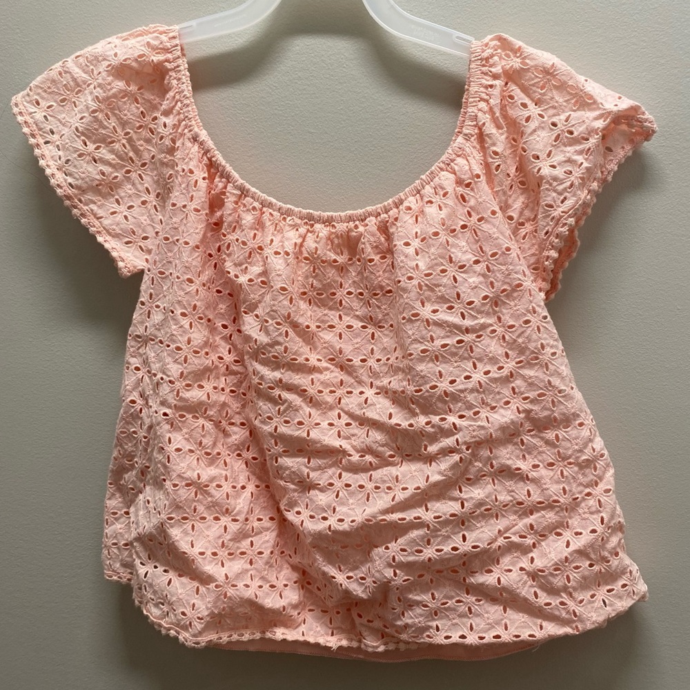 pink women’s crop top